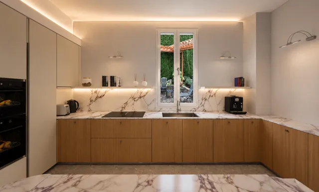 Render — Vista frontale della cucina in legno con lavello sotto la finestra